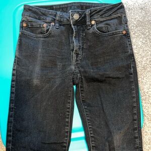 Distressed Black skinny fit American Eagle jeans